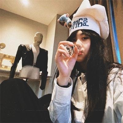 绝代艳星宝莲的一生